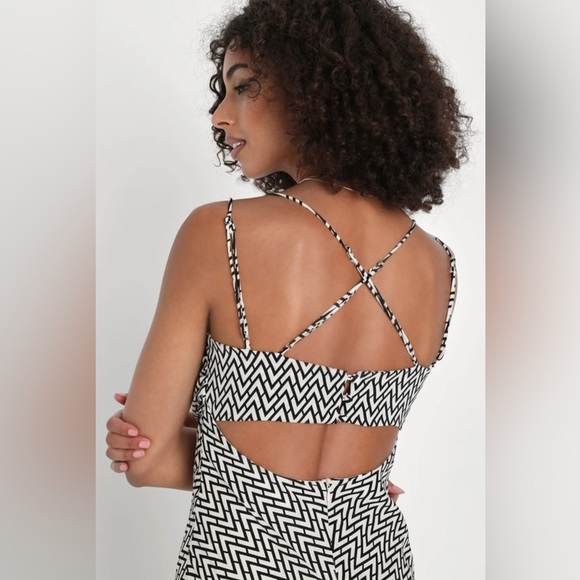 Lulus XSmall Black and White Abstract Print Midi Dress - Picture 4 of 7